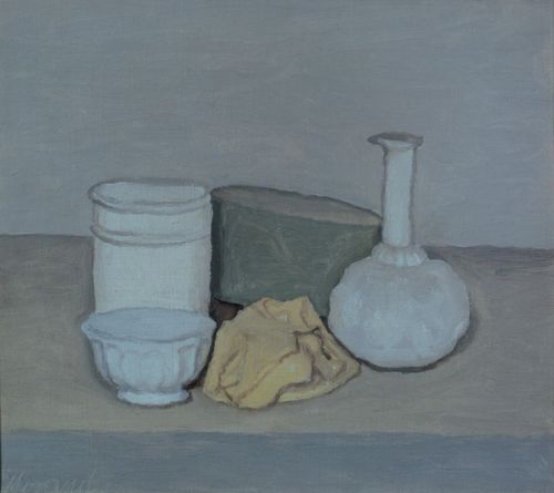 Giorgio Morandi, <em>Natura morta</em>, 1952, Olio su tela, 35 &times; 40.5 cm, Milano | Courtesy Galleria d&rsquo;Arte Moderna Milano