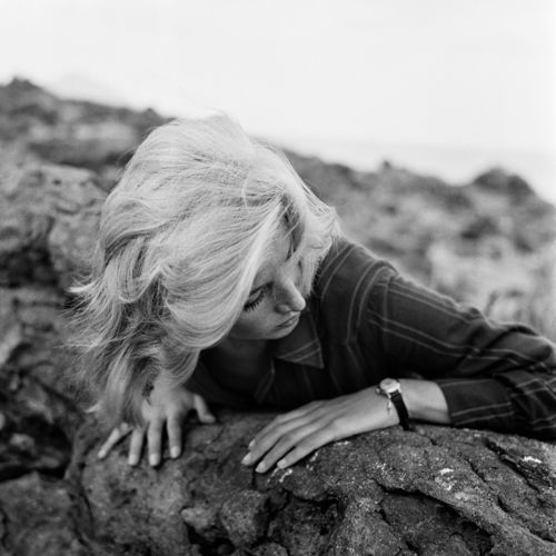 Enrico Appetito, Monica Vitti ne L'avventura di Michelangelo Antonioni, 1960. Galleria civica di Modena