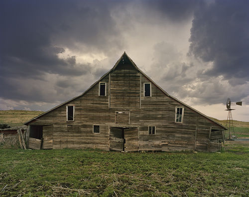 © Andrew Moore