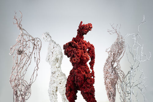 Francesco Diluca, guppo di sculture Kura Halos, 2024