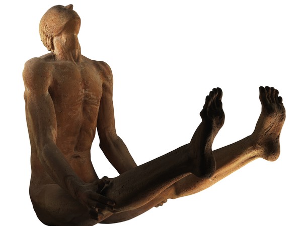 Arturo Martini, L’Aviatore, 1931-32, terra refrattaria, cm 120x145x70. Collezione privata