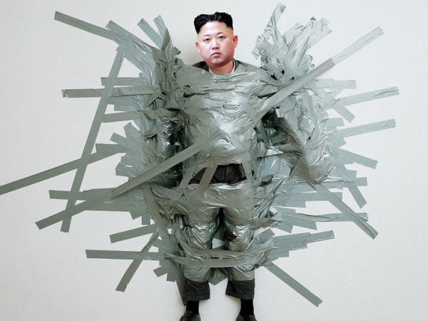 Max Papeschi, MAURIZIO CATTELAN /  A Perfect Leader, 2016, 
