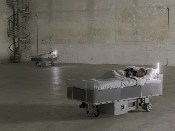 Carsten Höller, “Doubt”, Veduta dell’installazione in Pirelli HangarBicocca, Milano 2016 | Courtesy dell’artista e Pirelli HangarBicocca, Milano - Foto © Attilio Maranzano