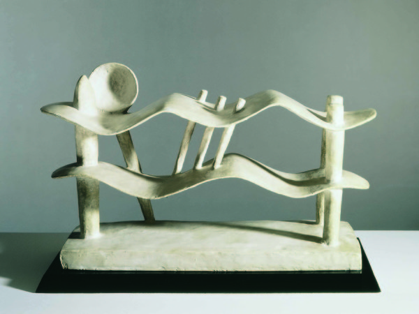 Alberto Giacometti, Femme couchée qui reve, 1929. Bronzo dipinto, 24 x 43 x 13,5 cm. Kunsthaus Zurich Alberto Giacometti-Stiftung, Zurich AGD 1085 © Alberto Giacometti Estate / by SIAE in Italy, 2014