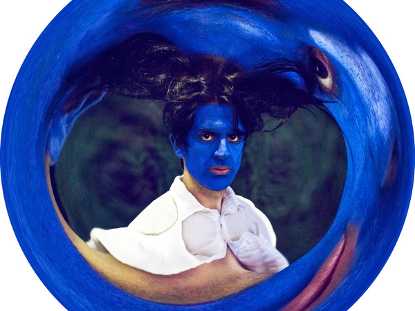Giuseppe Lo Schiavo, Narcissus, 2012. Fotografia anamorfica