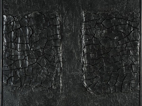 Alberto Burri, Nero Cretto, 1974. Acrovinilico su cellotex, cm 172 x 152. Fondazione Palazzo Albizzini. Collezione Burri, Città di Castello (Perugia)