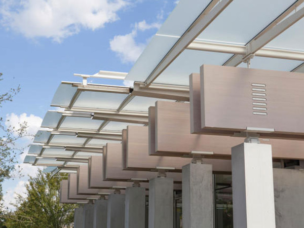 Renzo Piano Pavilion, Kimbell Art Museum, Fort Worth, Texas. Photo by Robert LaPrelle