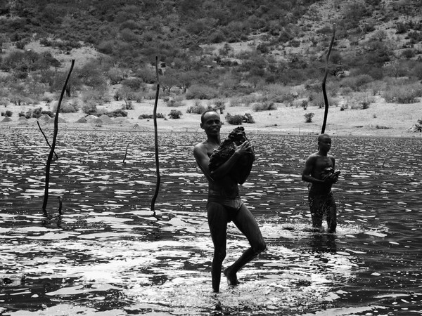 Etiopia, El Sod: estrazione del sale dall'omonimo cratere | Foto: © Carlo Franchini