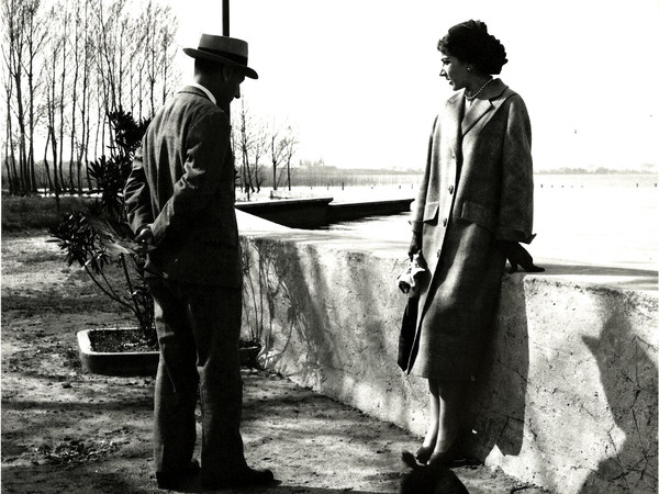 Maria Callas sul Lungolago a Sirmione | Courtesy of Arthemisia Group e Gruppo AGSM