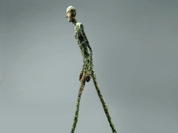 Alberto Giacometti, Homme qui marche I, 1960. Bronzo, 183 x 26 x 95,5 cm. Collection Fondation Aimé et Marguerite Maeght, Saint-Paul de Vence (France) Photos Claude Germain – Archives Fondation Maeght, Saint-Paul de Vence (France) AGD 1448 © Alberto Giacometti Estate / by SIAE in Italy, 2014
