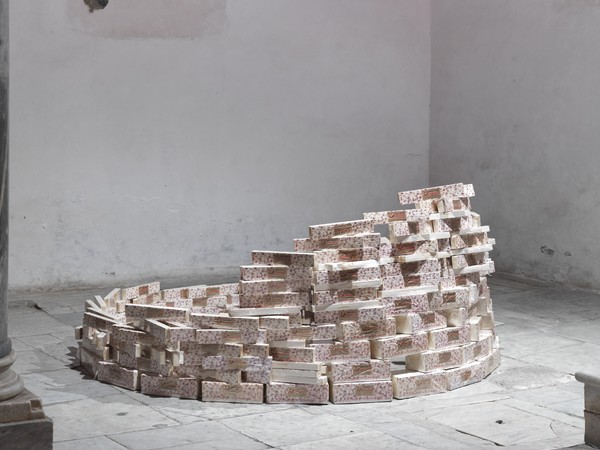 Aldo Mondino, Torre di torrone, 1968?. Collezione La Gaia, Busca, Cuneo. Photocredit: Alessandro Zambianchi