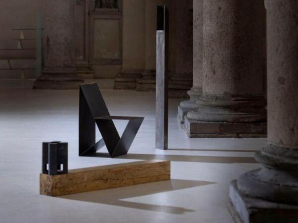 Dario Costi, Paolo Mezzadri, <em>LA MATERIA DELLA LUCE Piccoli oggetti per abitare il mondo</em> | Courtesy volumnia, Parma Dario Costi, Paolo Mezzadri, <em>LA MATERIA DELLA LUCE Piccoli oggetti per abitare il mondo</em> | Courtesy volumnia, Parma