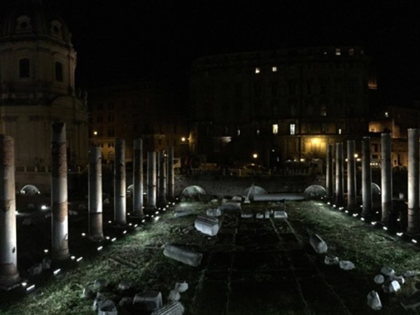 La nuova illuminazione dei Fori Imperiali, Roma.