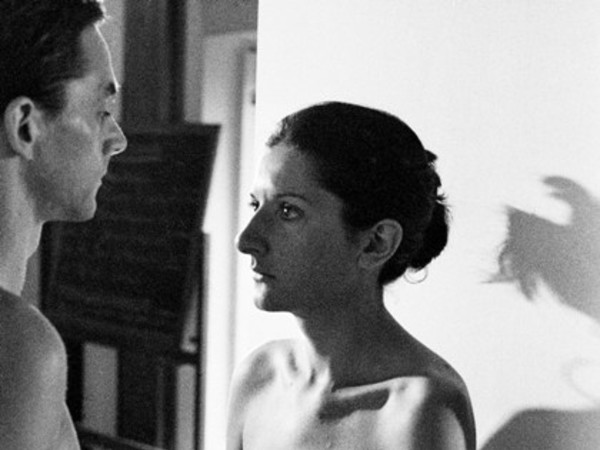 Marina Abramovic & Ulay, Impoderabilia, 1977 | Courtesy Mario Carbone © Marina Abramovic by Siae 2016 Courtesy Merano Arte “Gestures - Women in action”