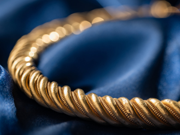 <em>La forma dell’oro. Storie di gioielli dall’Italia antica</em>, Rocca Roveresca di Senigallia I Foto: Claudio Ripalti <em>La forma dell’oro. Storie di gioielli dall’Italia antica</em>, Rocca Roveresca di Senigallia I Foto: Claudio Ripalti