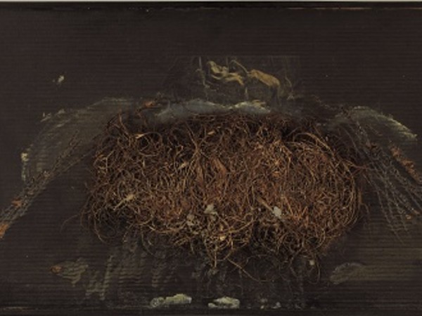 Antoni Tàpies, Homenatge a Wagner, 1969, Tecnica mista su cartone ondulato, MACBA Collection. MACBA Consortium. Long term loan of Fundació Joan Brossa, Barcelona