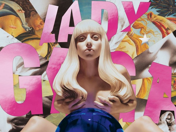 Jeff Koons | Music: Lady Gaga | Record: Artpop | Year: 2013 | Label: Interscope Records | Format: Album 2×12˝, CD | Artwork: Digital compositing | Special: Limited-edition vinyl and CD. | Initial copies in colored foil cover (hot pink, silver metallic)