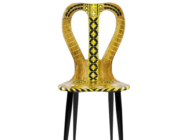 Piero Fornasetti, Sedia “Musicale”, 1951. Legno. Stampata, laccata e dipinta a mano. Courtesy Fornasetti.
