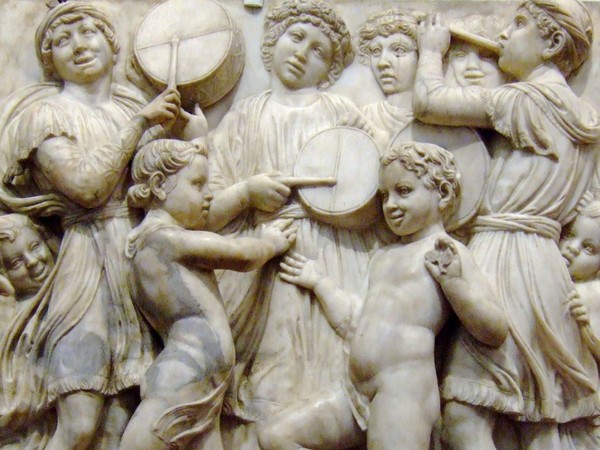 Lodatelo col tamburo, Cantoria, Luca della Robbia.