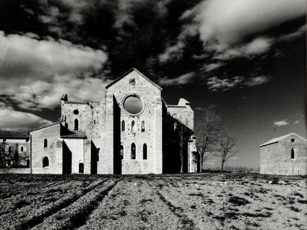 Aurelio Amendola (Pistoia, 1938 ), San Galgano, 2005, Stampa ai sali d’argento | © Aurelio Amendola | Courtesy of GAM, Torino 2018