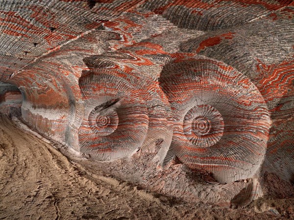 Edward Burtynsky, Uralkali Potash Mine #4, Berezniki, Russia 2017 | Foto © Edward Burtynsky | Courtesy of © Admira Photography, Milan / Nicholas Metivier Gallery, Toronto
