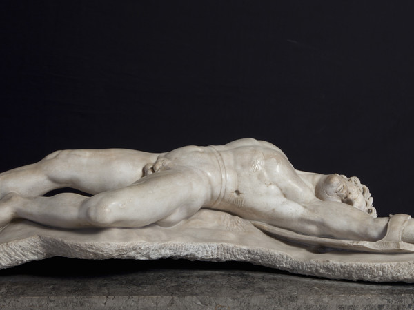 Statua di Galata morto. Venezia, Museo Archeologico Nazionale. Alt. 0,25 m (con il plinto); lungh. 1,37 m. Marmo bianco-grigio.