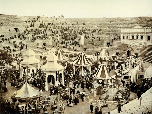 foto Lodovico Kaiser. Prima esposizione enologica veronese nell’arena (nell’occasione del primo decennale della libera