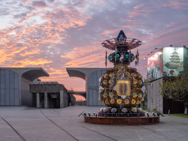 Wallace Chan, Vessels of Other Worlds, Long Museum Preview, Birth Sculpture, 2025 I Ph. Tian Fang Fang