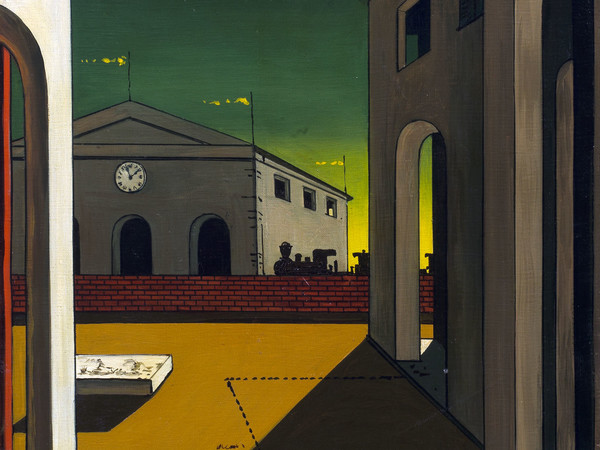 Giorgio de Chirico, Piazza d'Italia con piedistallo vuoto, 1955, Olio su tela, Collezione Roberto Casamonti, Firenze | © Collezione Roberto Casamonti, Firenze | Courtesy of Tornabuoni Arte, Firenze | © Fondazione Giorgio e Isa de Chirico, Roma