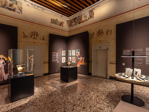 CERAMICHE E NUVOLE. Cosa le antiche ceramiche greche raccontano di noi, Gallerie d'Italia - Vicenza I Ph. Marco Zorzanello CERAMICHE E NUVOLE. Cosa le antiche ceramiche greche raccontano di noi, Gallerie d'Italia - Vicenza I Ph. Marco Zorzanello