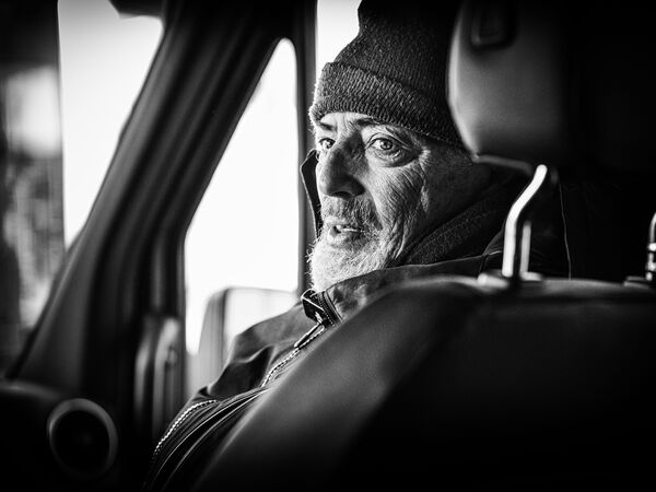 Bruce Gilden a Brescia 2026: due mostre al Museo di Santa Giulia e alla Pinacoteca Tosio Martinengo