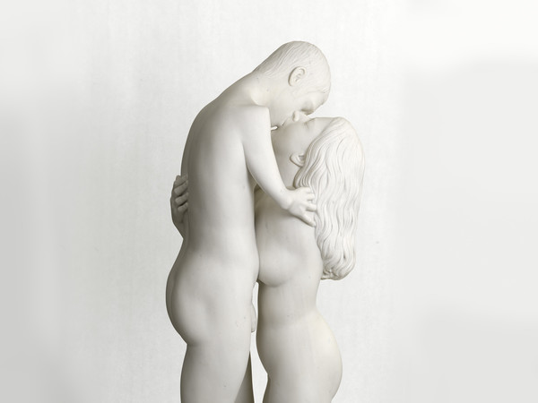 Marc Quinn, Kiss, 2001, Marmo, Edizione di 3, 64x60x184 cm | Photo: Marc Quinn Studio | Courtesy of Marc Quinn studio