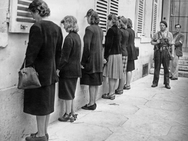Donne accusate di collaborazione 