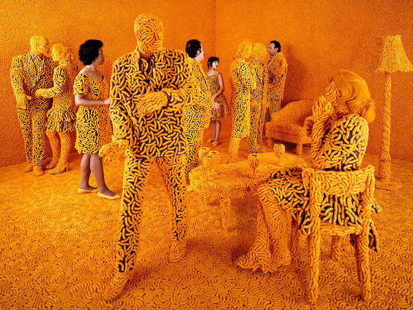 Sandy Skoglund, The Cocktail Party, 1992 | © Sandy Skoglund | Courtesy Paci Contemporary Gallery, Brescia / Portocervo