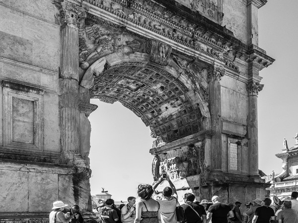 Gianluca Baronchelli, Arco di Tito, Roma, 2016 | Photo © Gianluca Baronchelli