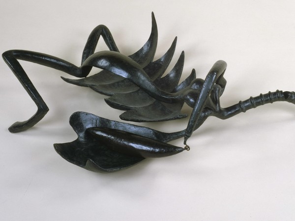 Alberto Giacometti, Donna sgozzata (Femme égorgée), 1933. Bronzo, 23,2 x 89 cm. Collezione Peggy Guggenheim, Venezia (Fondazione Solomon R. Guggenheim, New York) © Alberto Giacometti Estate / by SIAE in Italy, 2014